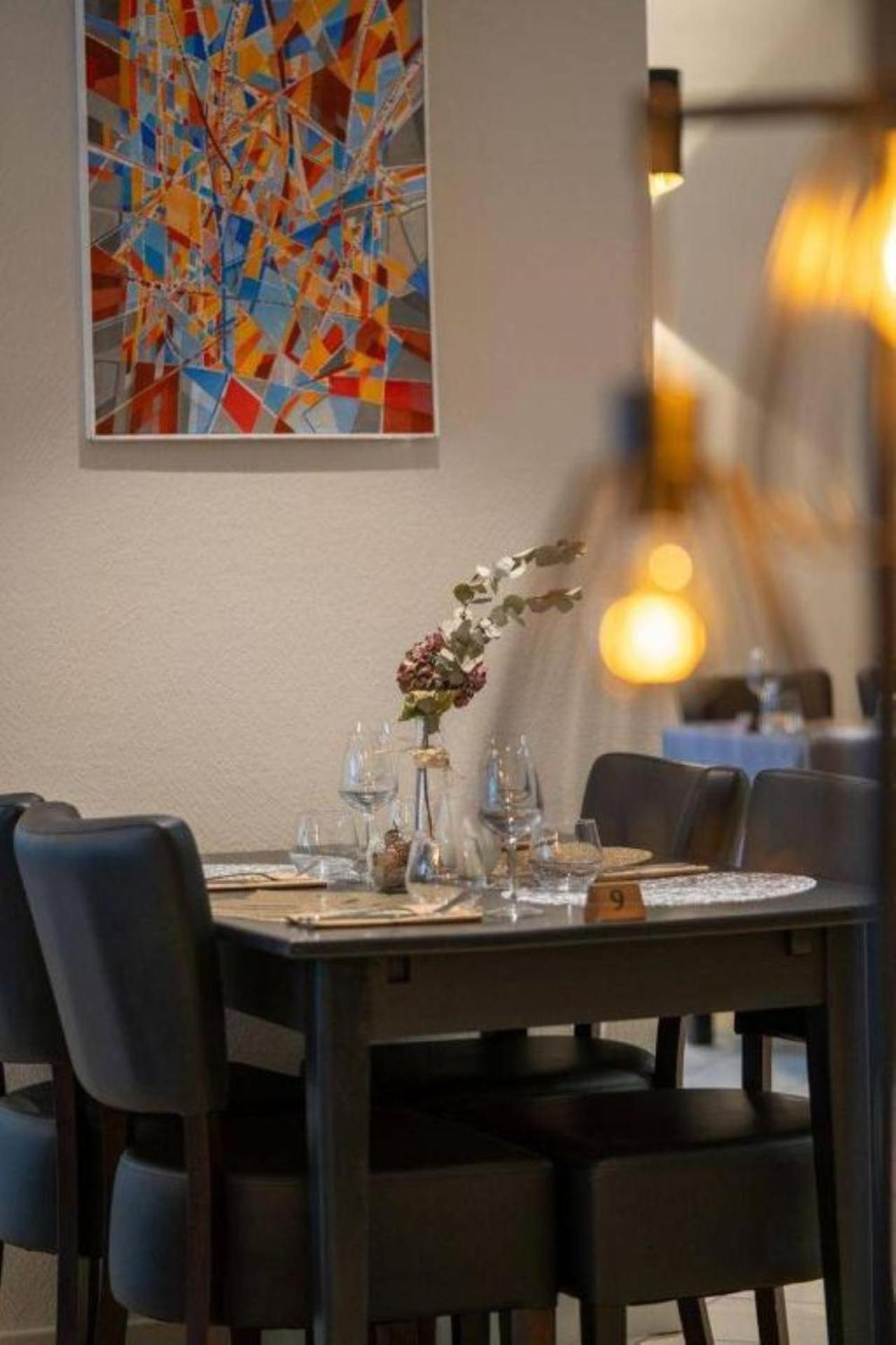 Hotel Restaurant Le Madame La Ferriere  Exterior photo